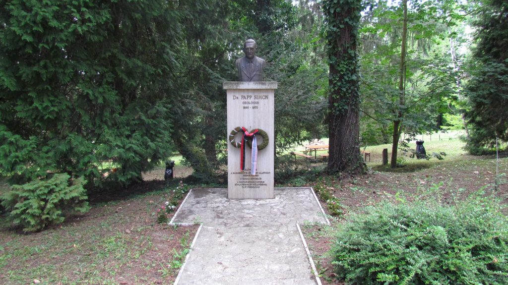 Bázakerettye – Papp Simon Emlékpark és Erdők
